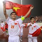 Vì đâu “sao” Việt kém… hot?